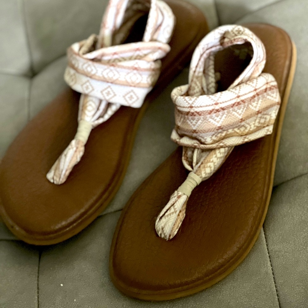 Sanuk Sandals, Size 7